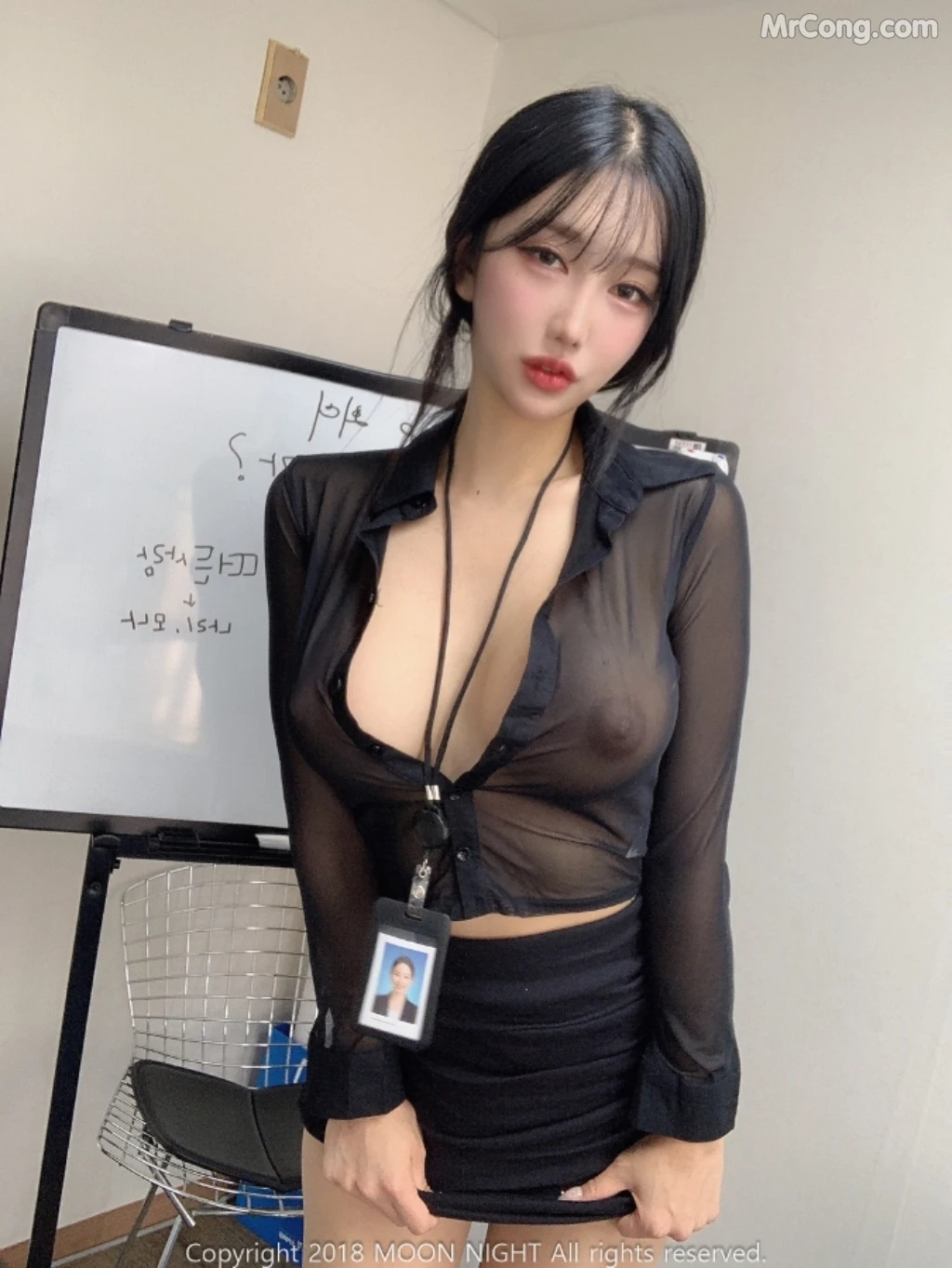[Moon Night Snap] Yunjin: In The Office (79 photos) – Page 3