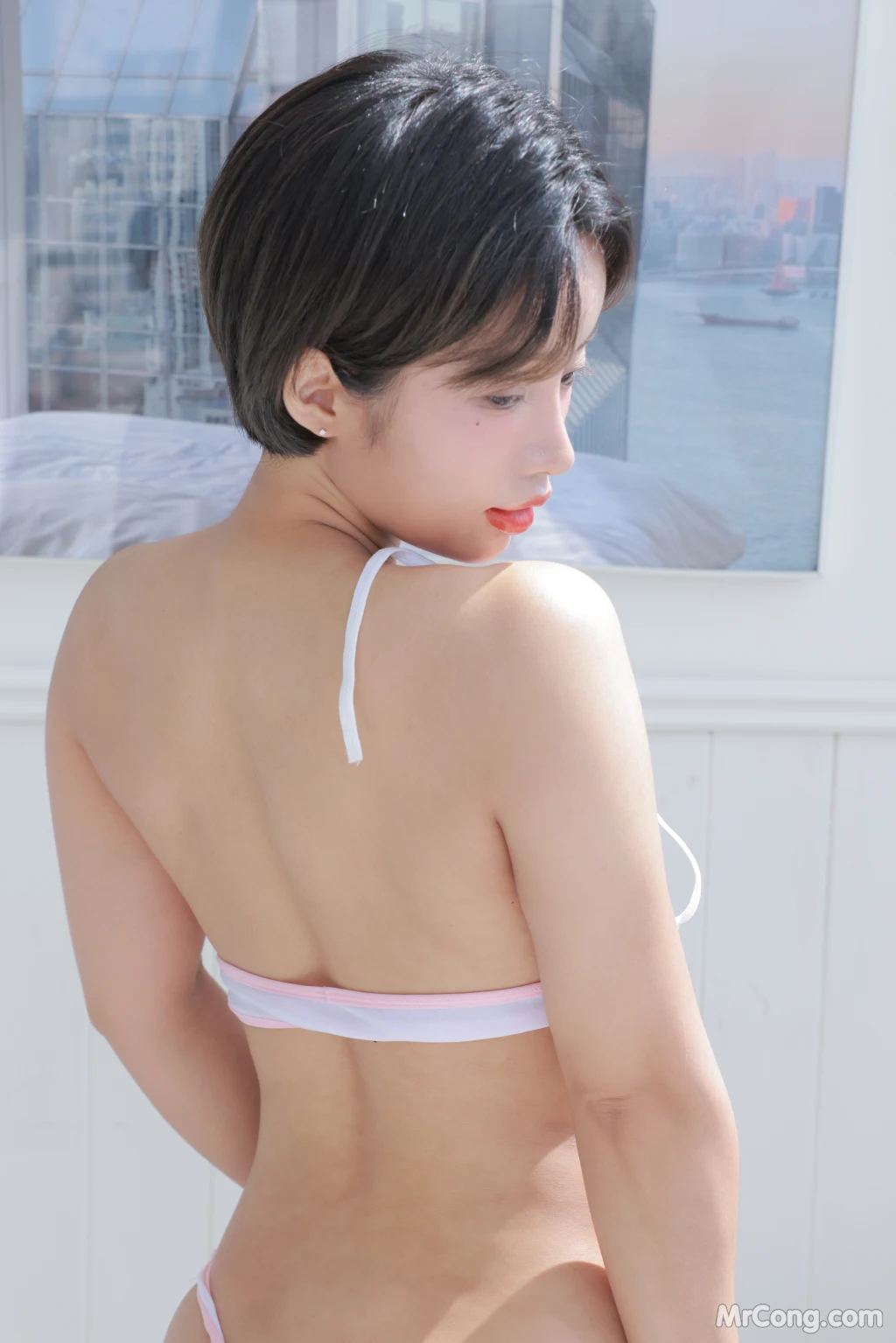 [SWEETBOX] Booty Queen: Vol.12 Summer Vacation in a Cool Room (165 photos + 3 videos) – Page 10