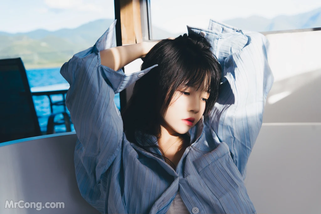 Coser@桜桃喵 Vol.162: 蓝衬衫 (44 photos) – Page 2