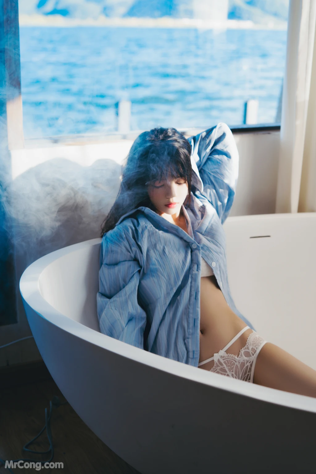 Coser@桜桃喵 Vol.162: 蓝衬衫 (44 photos) – Page 4