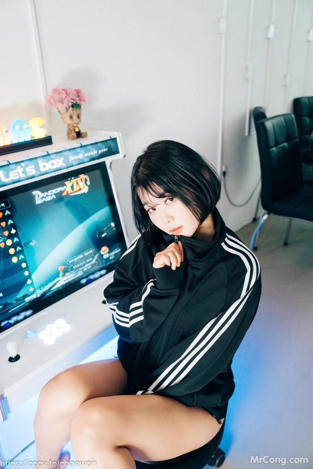 [Loozy] Zia (지아): PC Room With SP (99 photos)