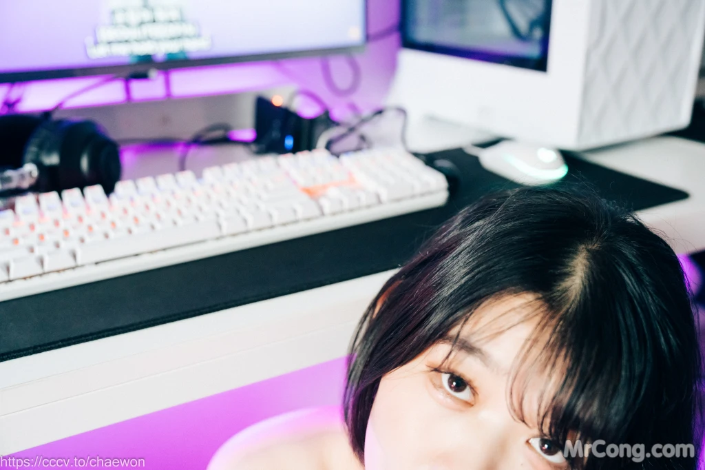 [Loozy] Zia (지아): PC Room With SP (99 photos)