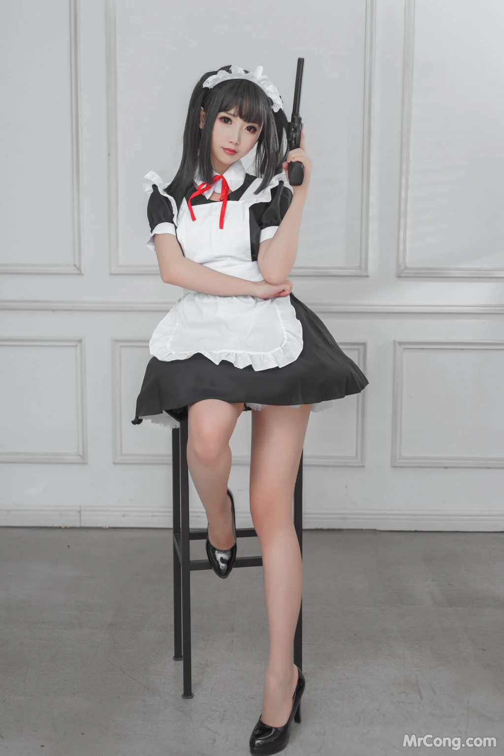 Coser@面饼仙儿 No.067: 左轮女仆 (15 photos)插图3