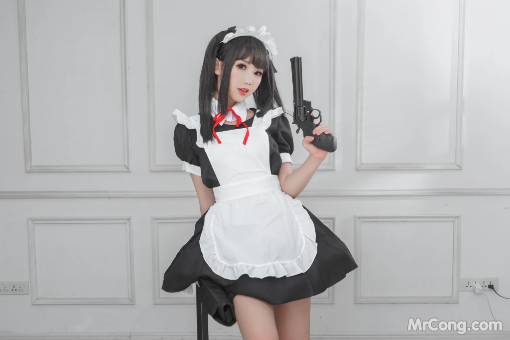 Coser@面饼仙儿 No.067: 左轮女仆 (15 photos)插图5