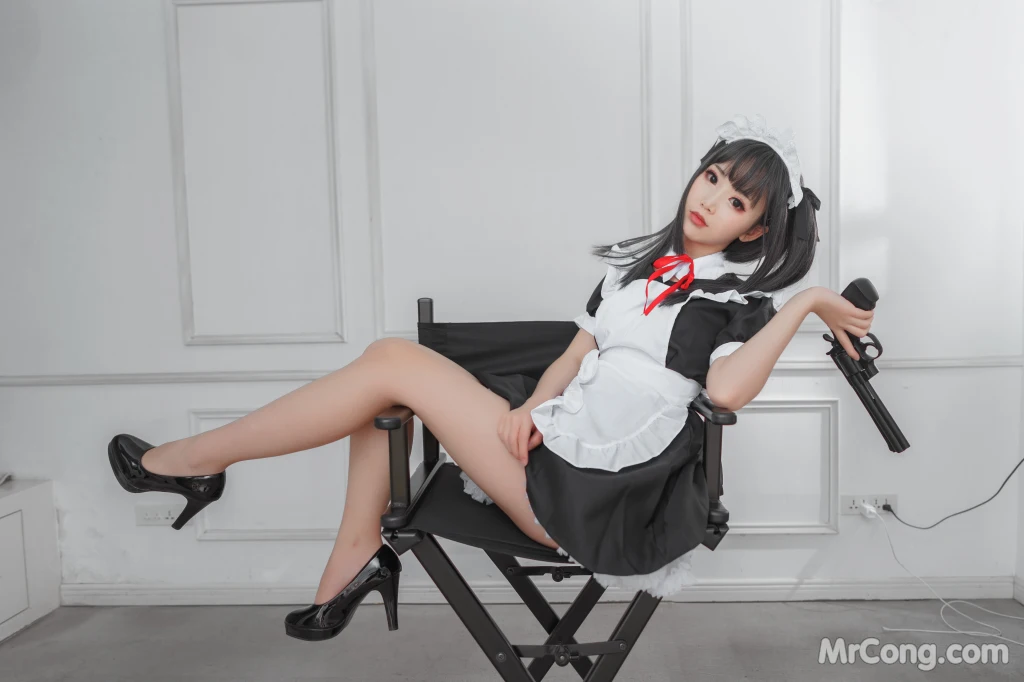 Coser@面饼仙儿 No.067: 左轮女仆 (15 photos)插图7