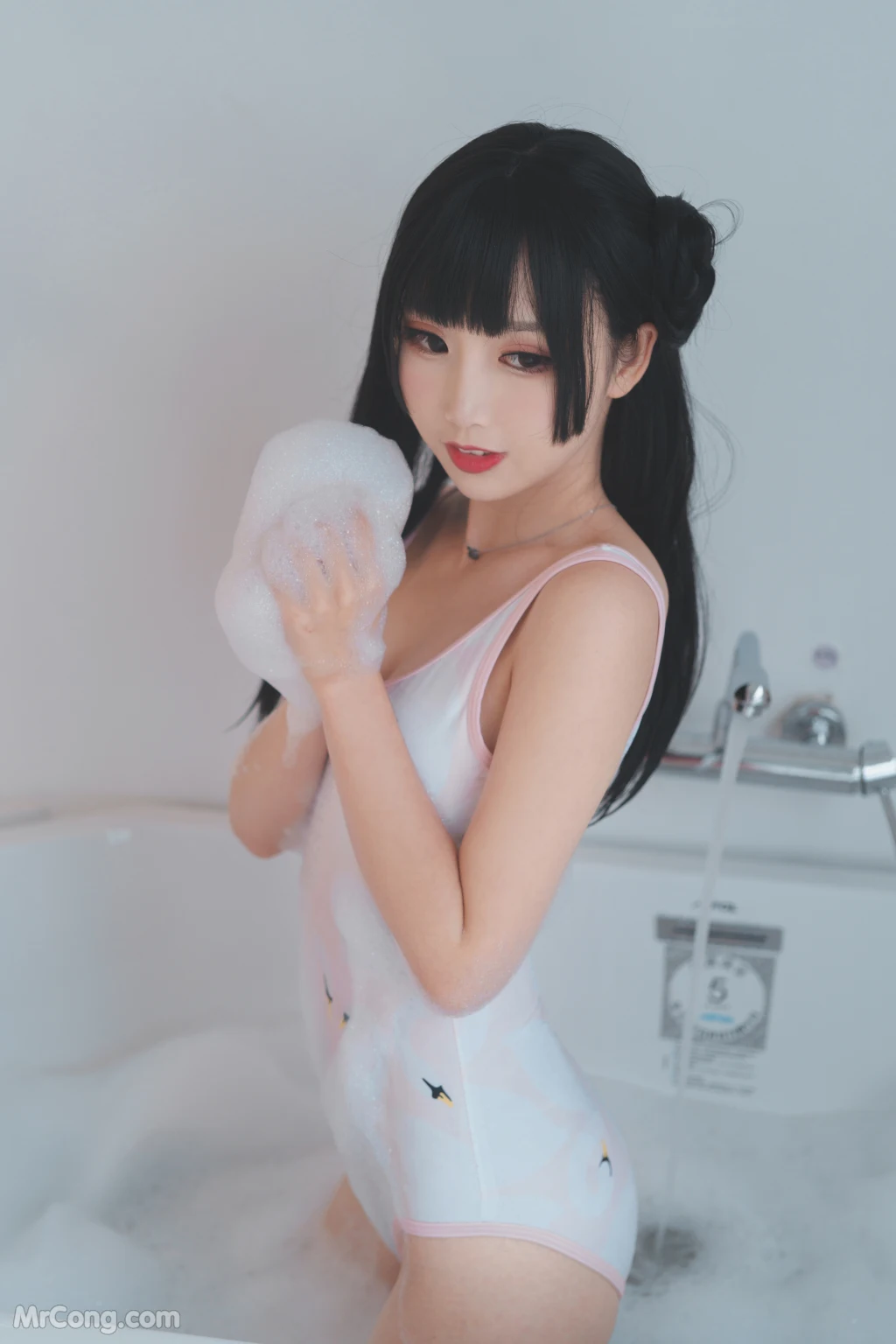 Coser@面饼仙儿 No.069: 浴缸泡泡 (41 photos) – Page 2
