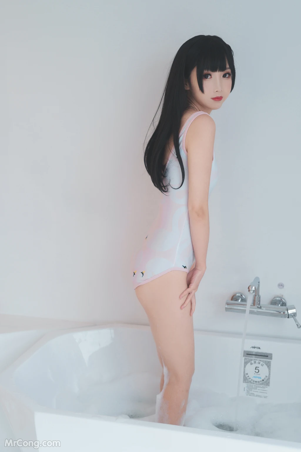 Coser@面饼仙儿 No.069: 浴缸泡泡 (41 photos) – Page 2