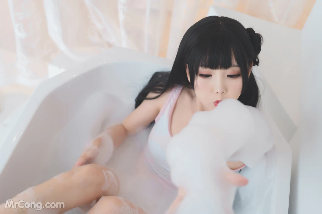 Coser@面饼仙儿 No.069: 浴缸泡泡 (41 photos) – Page 2