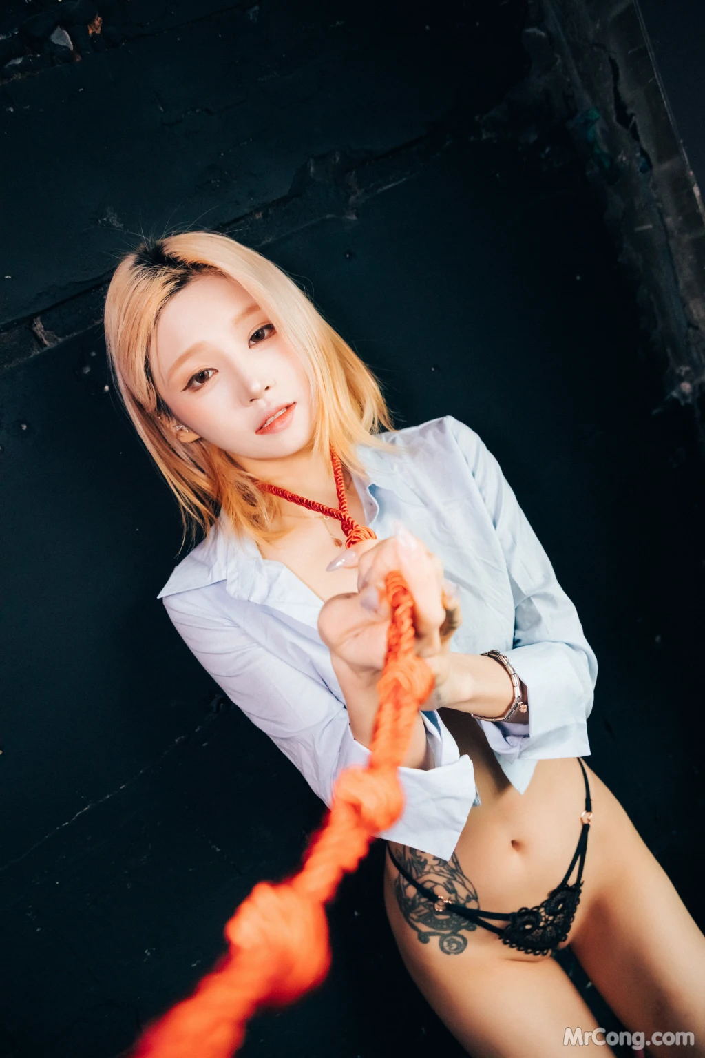 [Loozy] Taeri: Enslave (81 photos )