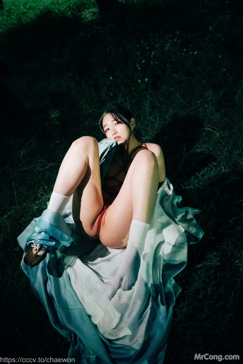 [Loozy] SonSon (손손): Osakas (95 photos) – Page 4