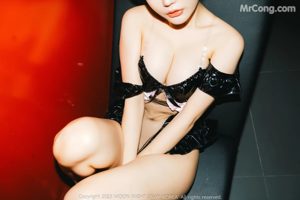 [Moon Night Snap] Jucy (쥬시): Vol.404 – Capturing the Little Devil (85 photos) – Page 2