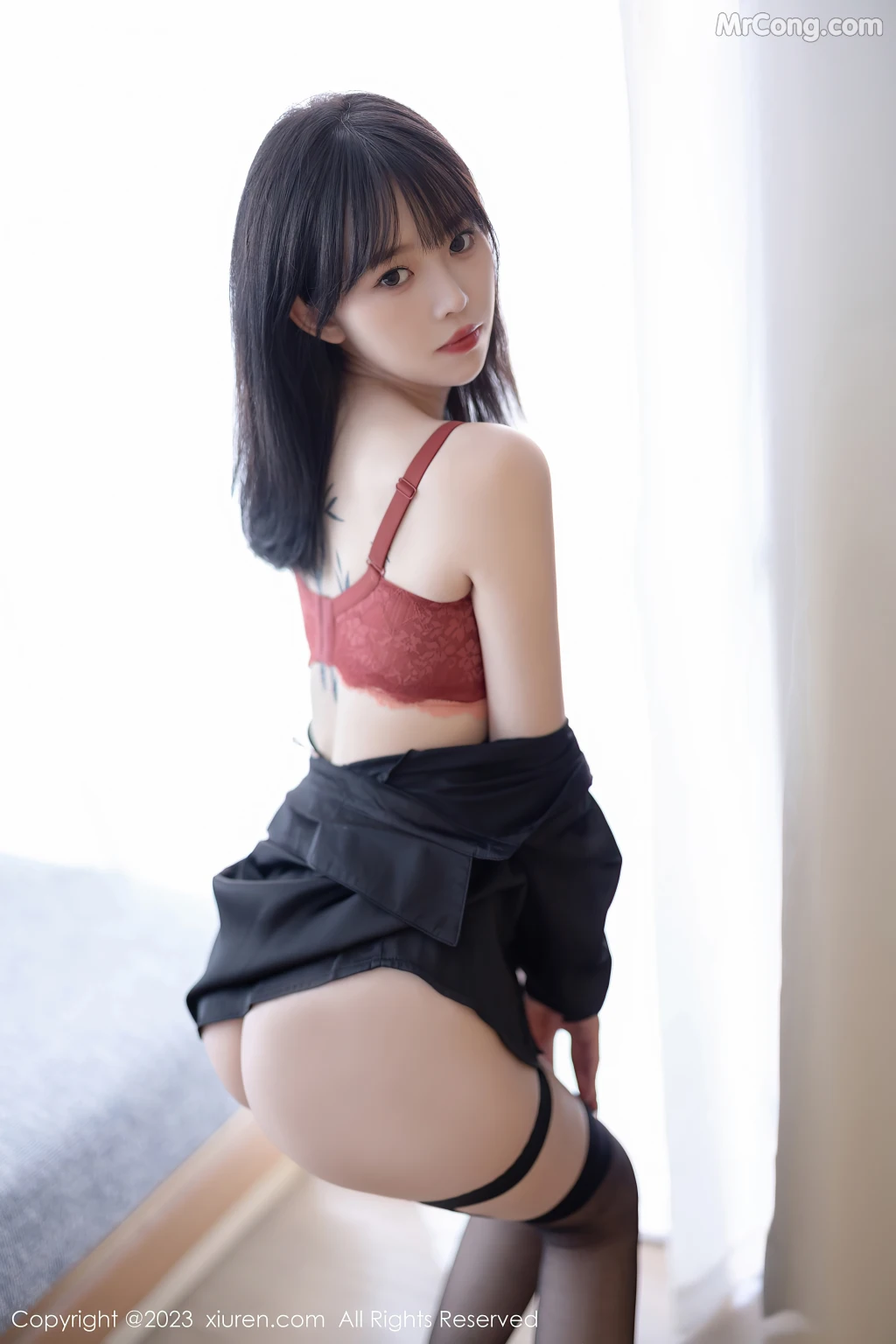 XiaoYu Vol.1063: 奶瓶 (82 photos)