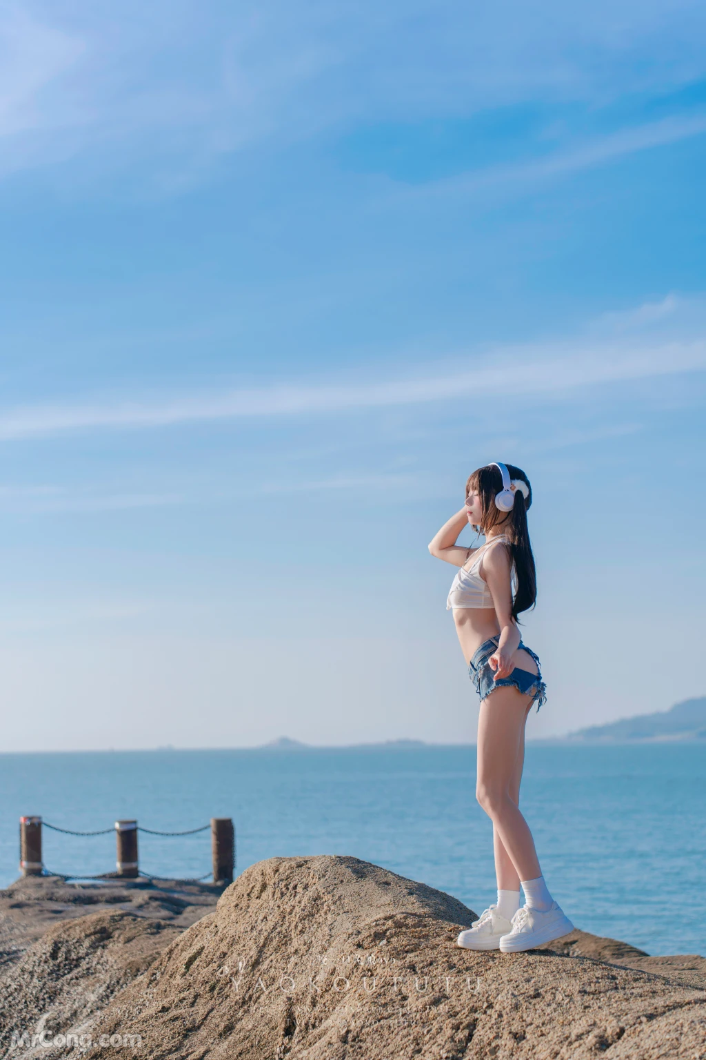 Coser@黏黏团子兔: 八月订阅『海音旋律』& Mr.Chu (70 photos + 1 video)插图2