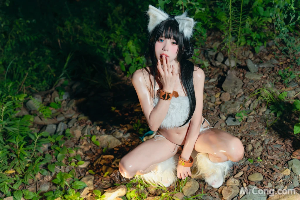 Coser@黏黏团子兔: 八月订阅『狐灵』&amp; LIKEY (55 photos )