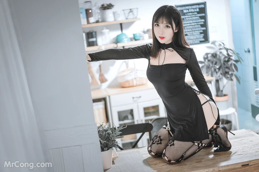 Coser@面饼仙儿 No.075: 黑蛇袜 (39 photos) – Page 3