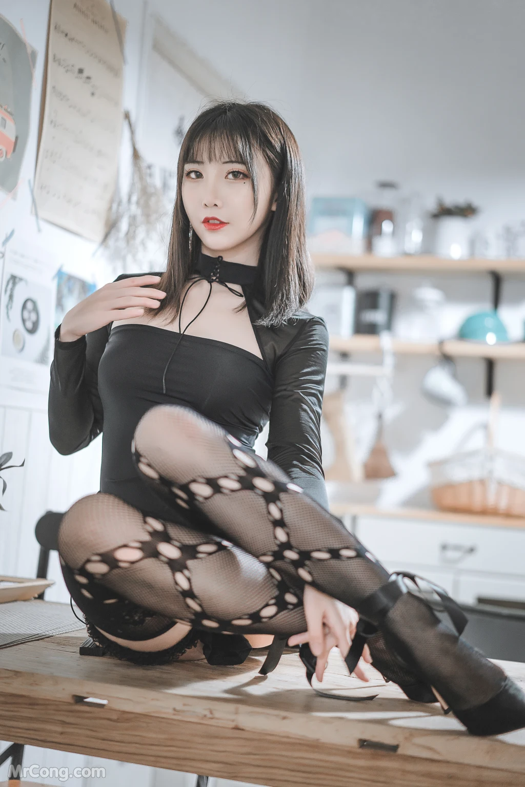 Coser@面饼仙儿 No.075: 黑蛇袜 (39 photos) – Page 4
