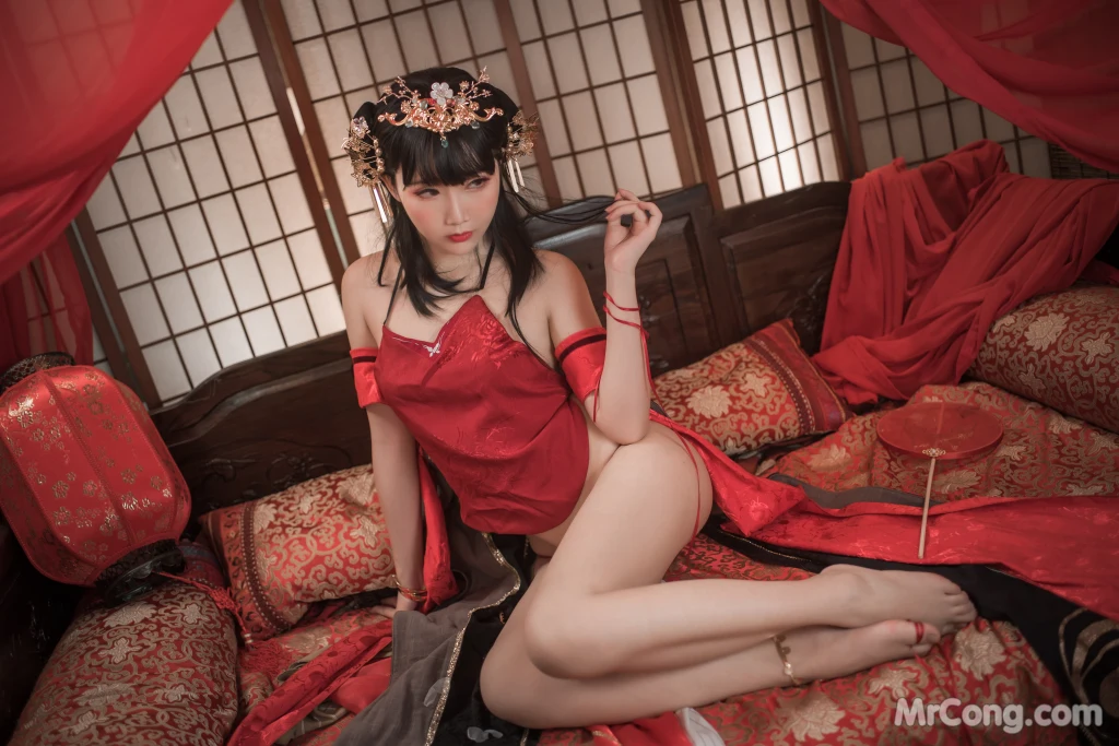 Coser@面饼仙儿 No.077: 逸仙 (40 photos)