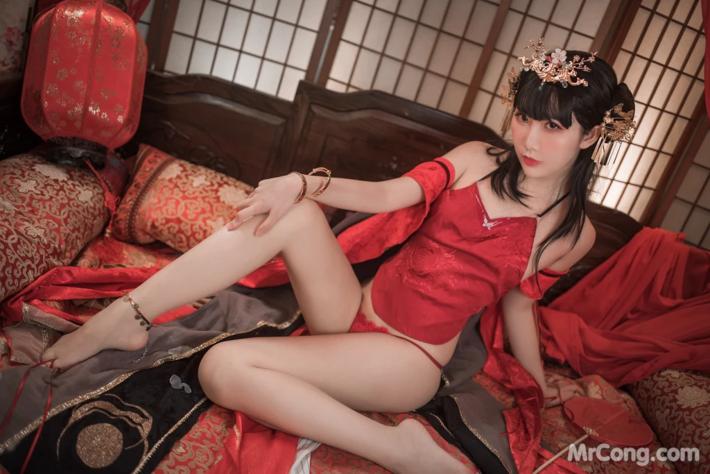 Coser@面饼仙儿 No.077: 逸仙 (40 photos)