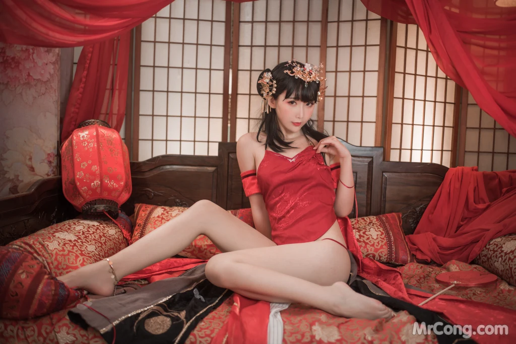 Coser@面饼仙儿 No.077: 逸仙 (40 photos)