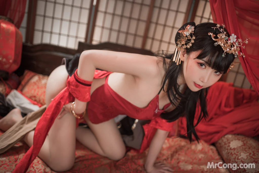 Coser@面饼仙儿 No.077: 逸仙 (40 photos)