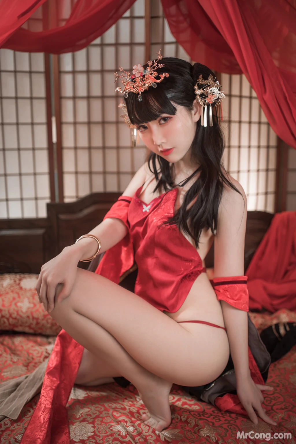 Coser@面饼仙儿 No.077: 逸仙 (40 photos)