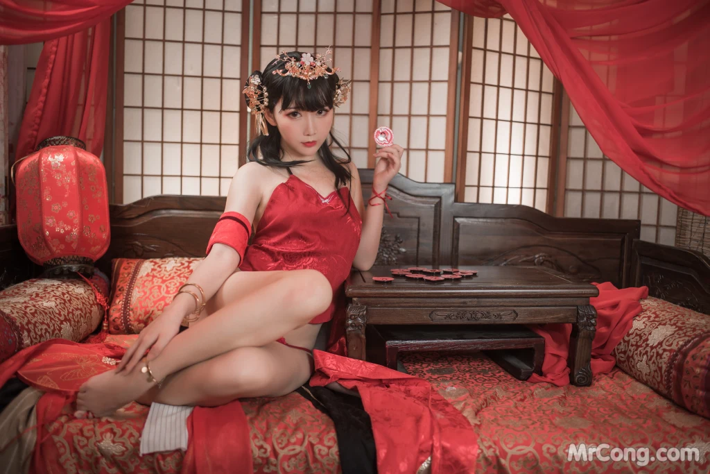 Coser@面饼仙儿 No.077: 逸仙 (40 photos)