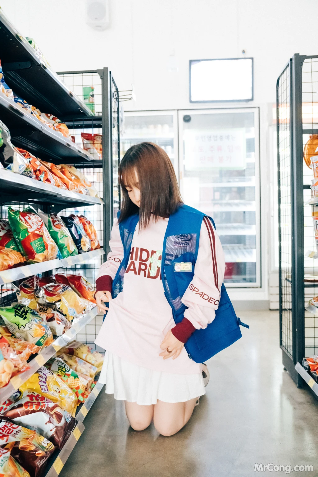 [Loozy] Yeri: Pocket Girl Alba (146 photos + 7 videos) – Page 4