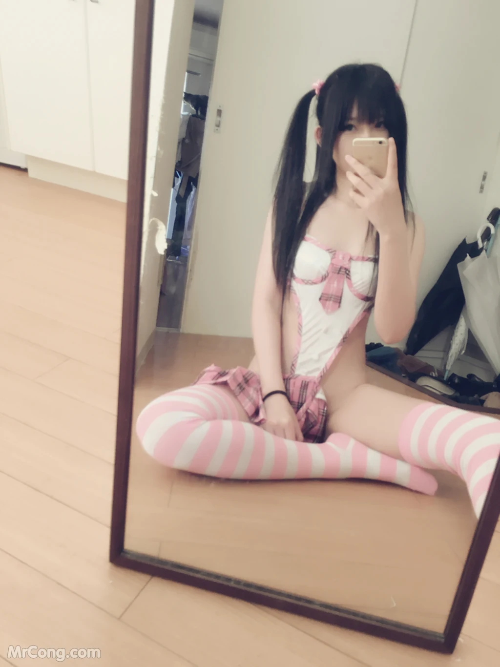 Coser@习呆呆: 粉红色制服 (30 photos + 2 videos) – Page 3