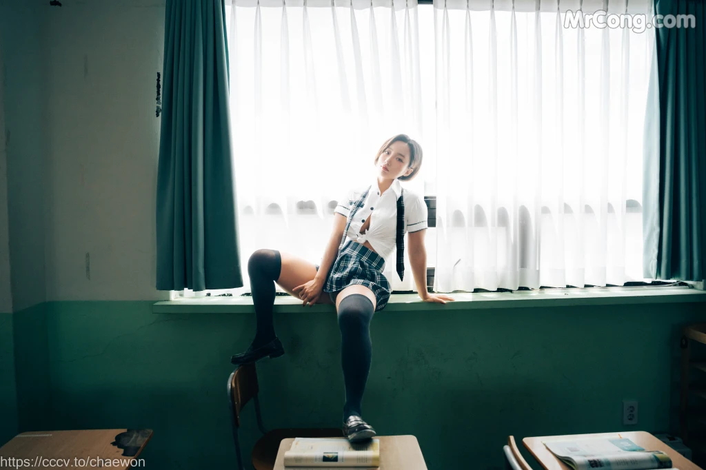 [Loozy] Booty Queen: Gal in a School Warehouse (196 photos + 5 videos) – Page 6