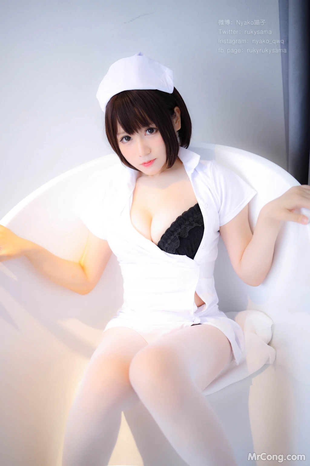 Coser@Nyako喵子: 护士服 (155 photos )