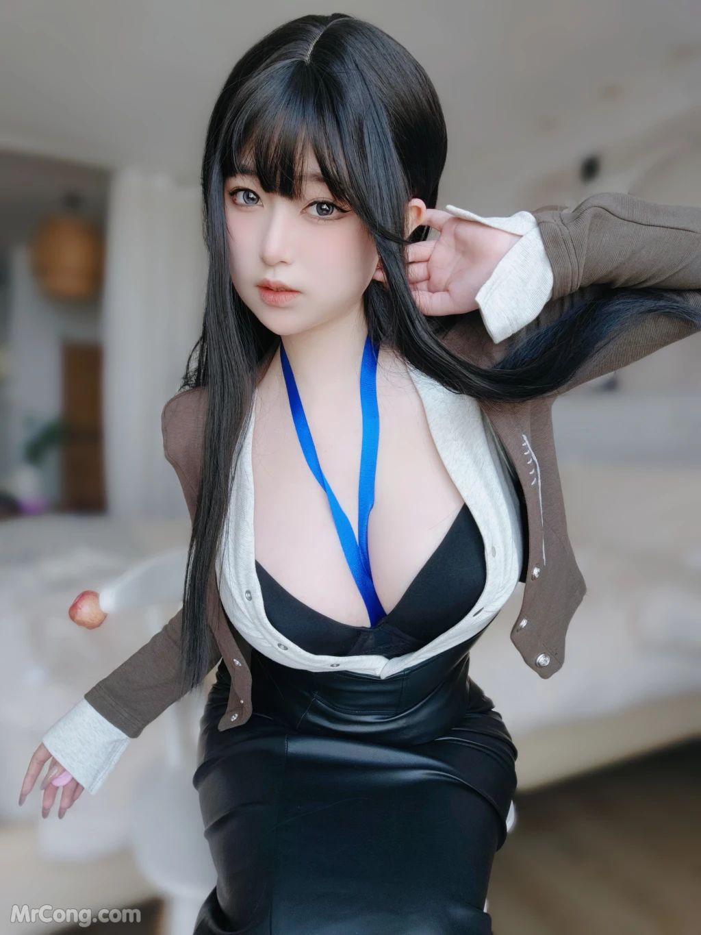 Coser@女主K: 上司的秘密 (109 photos )