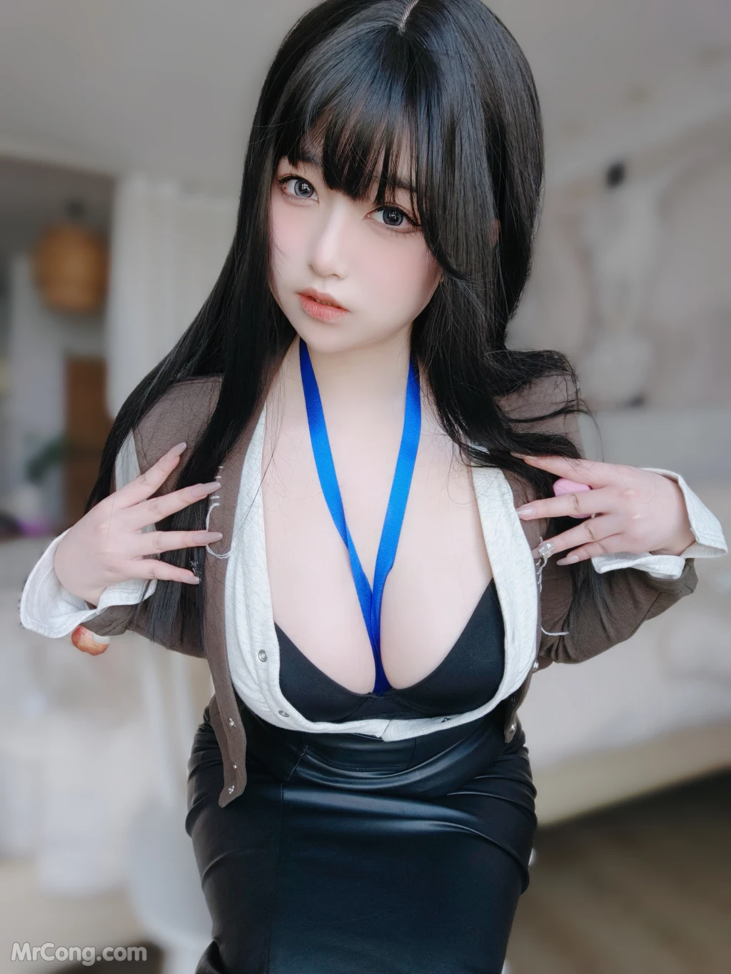 Coser@女主K: 上司的秘密 (109 photos )