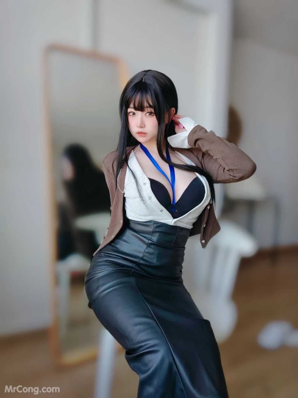 Coser@女主K: 上司的秘密 (109 photos )