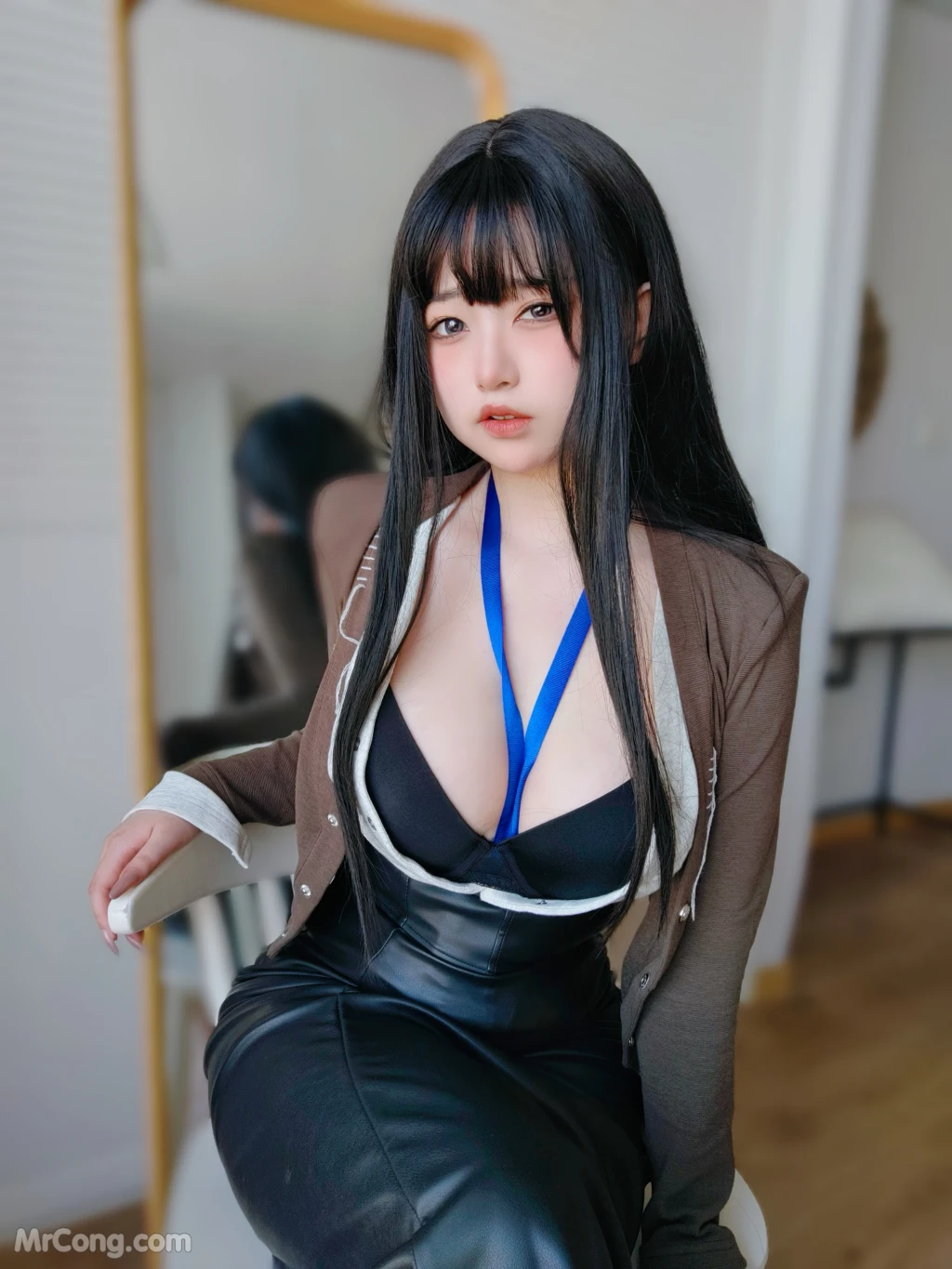 Coser@女主K: 上司的秘密 (109 photos )