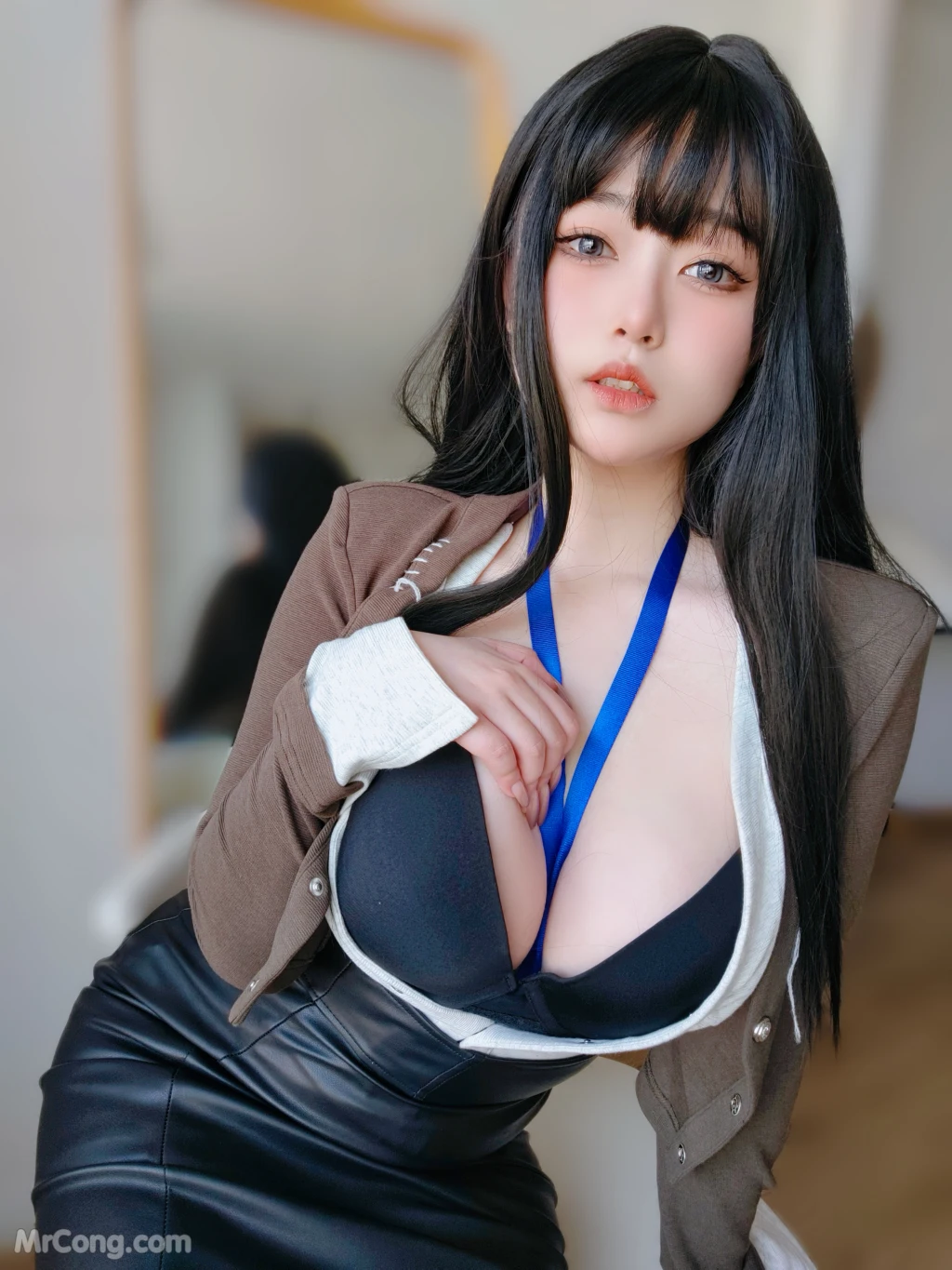 Coser@女主K: 上司的秘密 (109 photos )