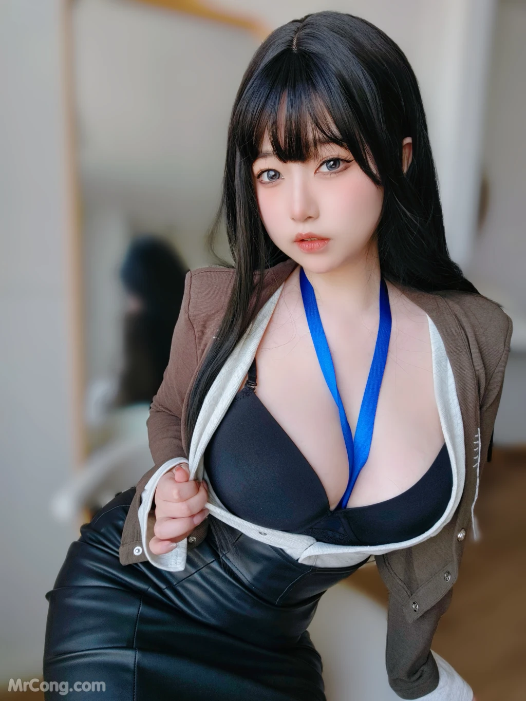 Coser@女主K: 上司的秘密 (109 photos )