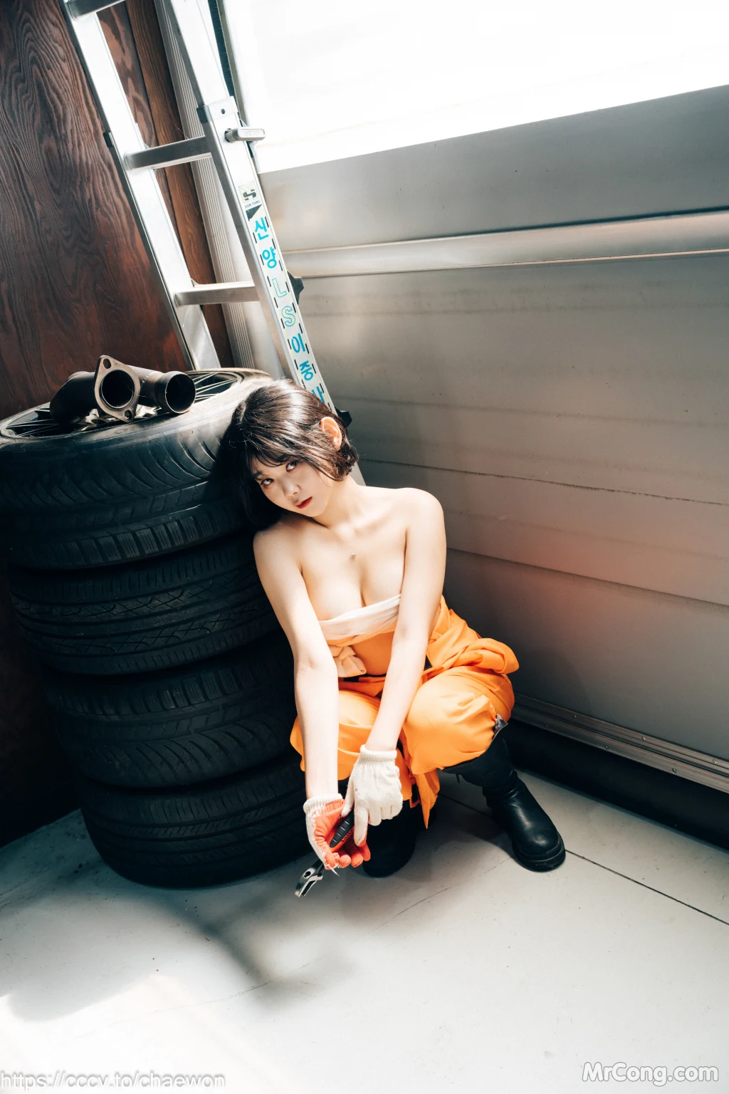 [Loozy] Zia (지아): Garage Girl (129 photos) – Page 2