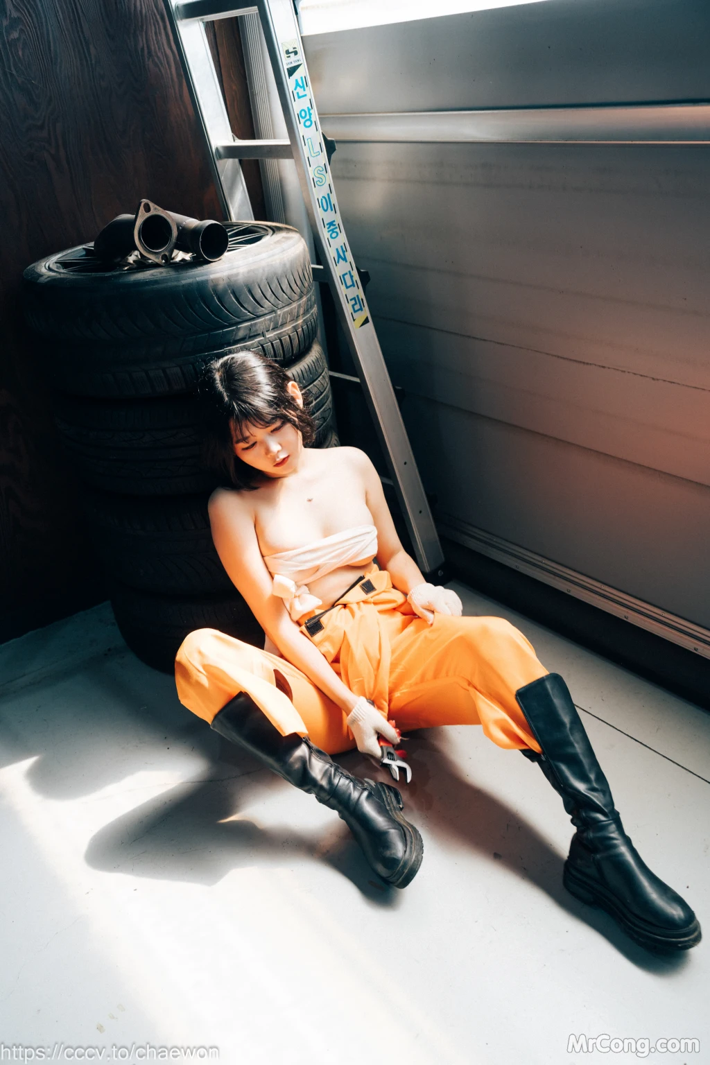 [Loozy] Zia (지아): Garage Girl (129 photos) – Page 2