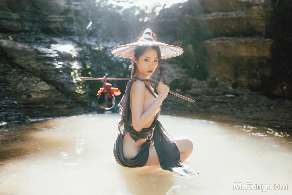 Coser@钛合金TiTi: 山间 (100 photos)