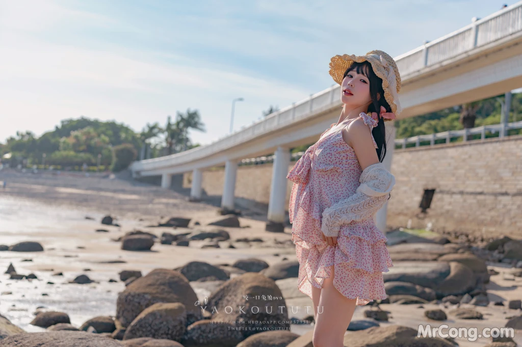 Coser@黏黏团子兔: 邻家小妹&日不落 (62 photos + 1 video)插图4