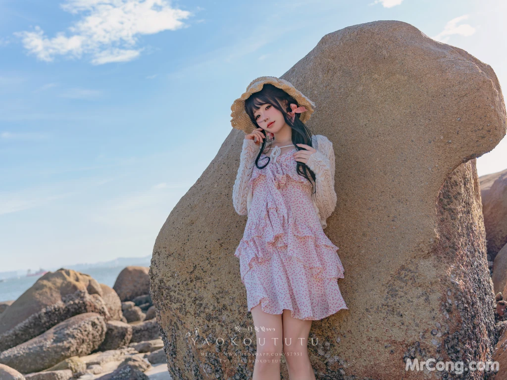 Coser@黏黏团子兔: 邻家小妹&日不落 (62 photos + 1 video) – Page 7