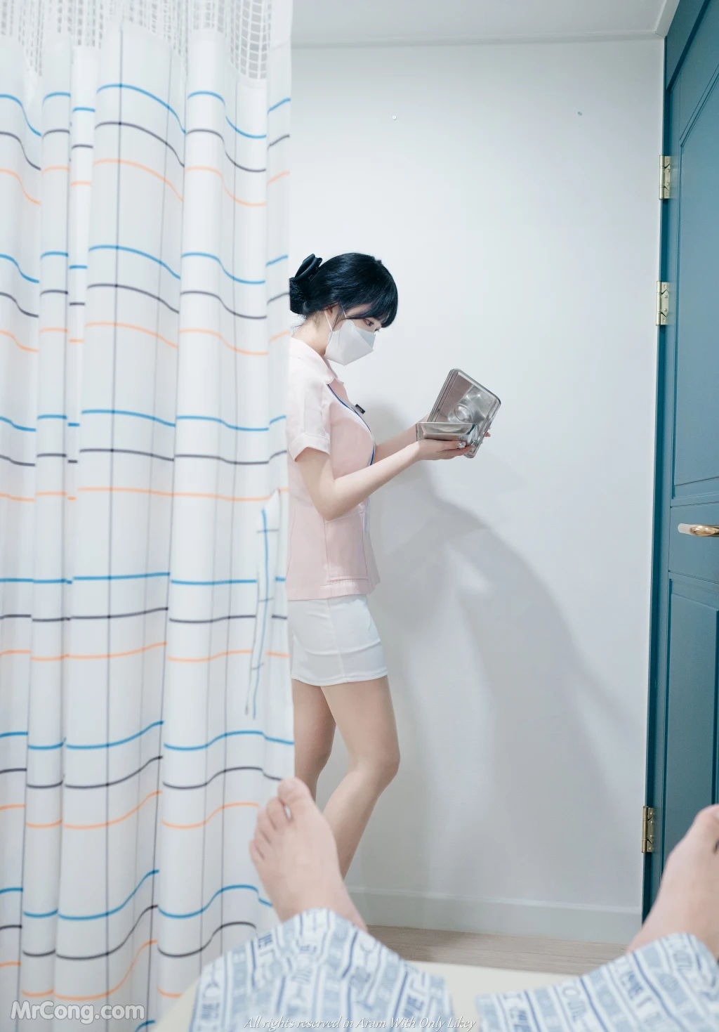 [LIKEY] Aram (아람): A Urologist Nurse (55 photos)