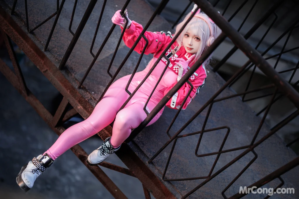 Coser@樱落酱w: Nikke胜利女神·爱丽丝 (30 photos)