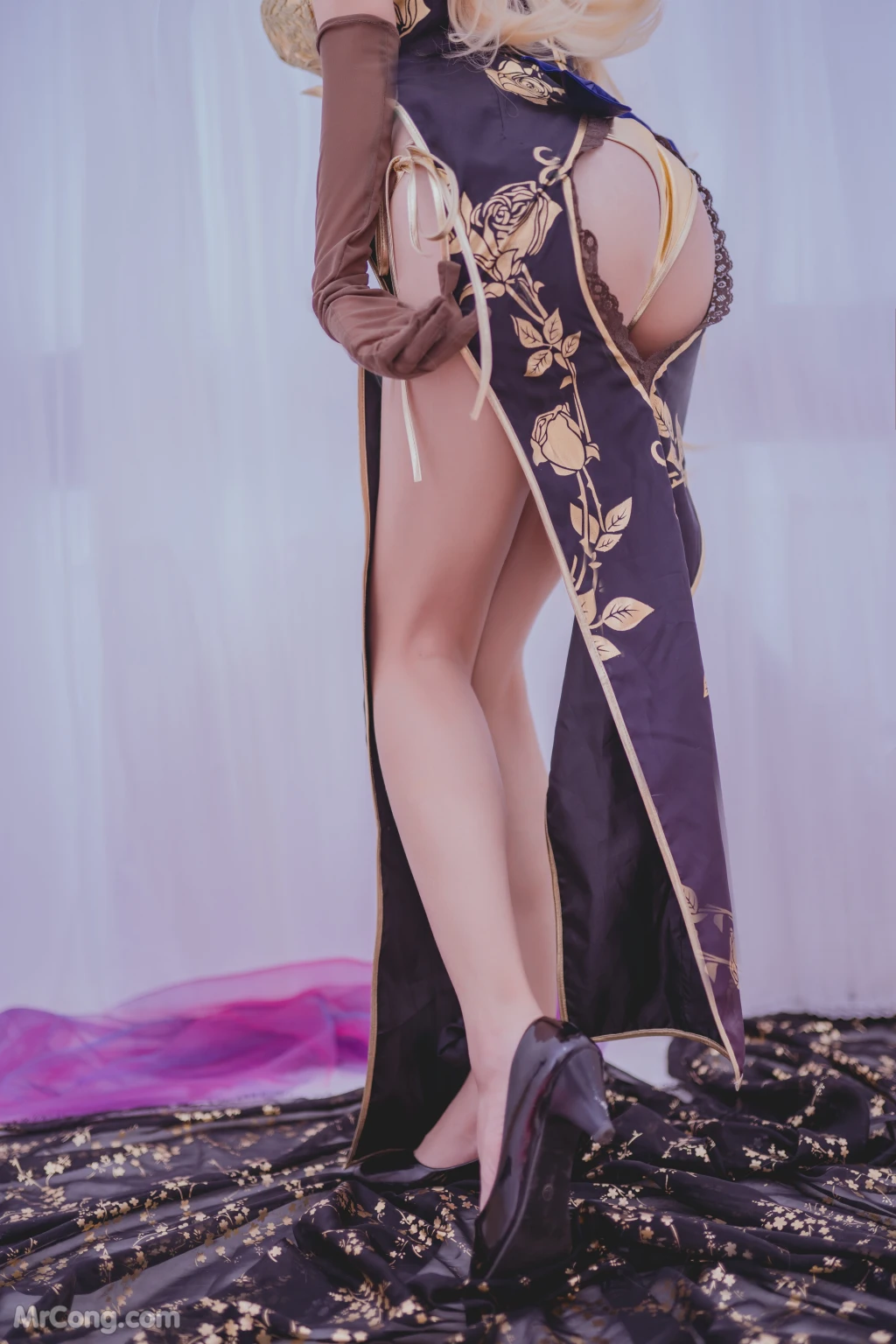 Coser@前羽_rr: 幻想 金莲 (30 photos) – Page 3
