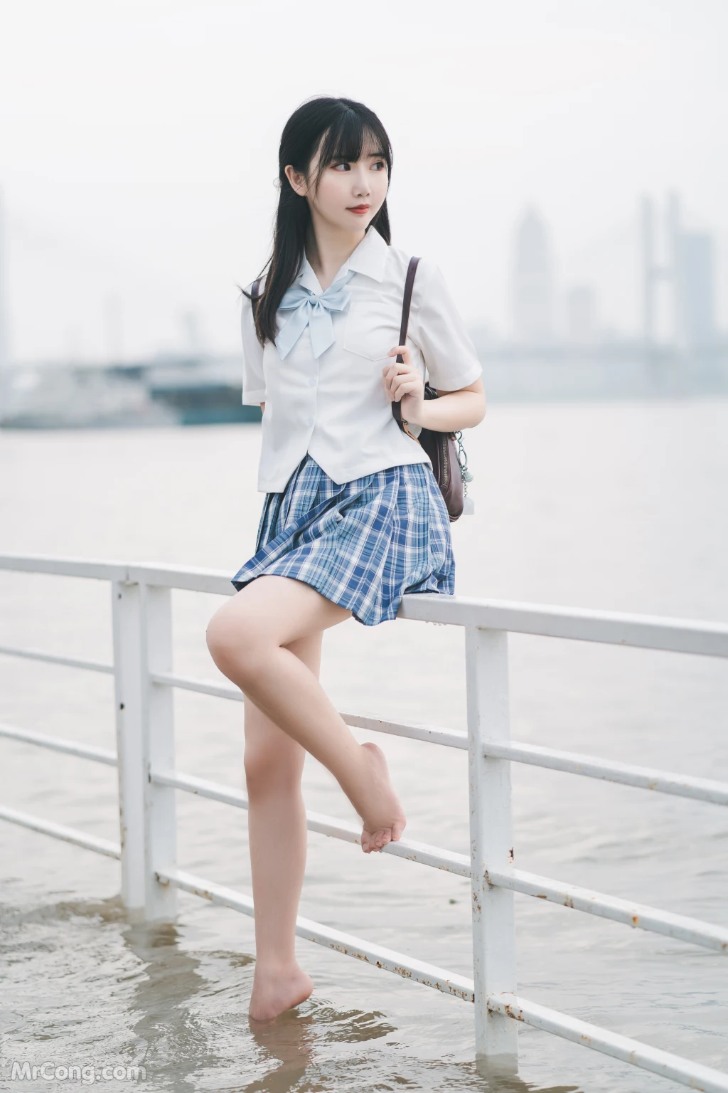 Coser@面饼仙儿 No.085: 沙雕JK (22 photos) – Page 2