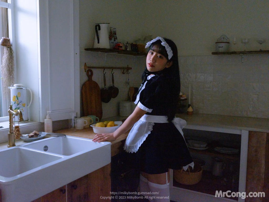 [MilkyBomb] Yui: Vol.3 Maid (291 photos )