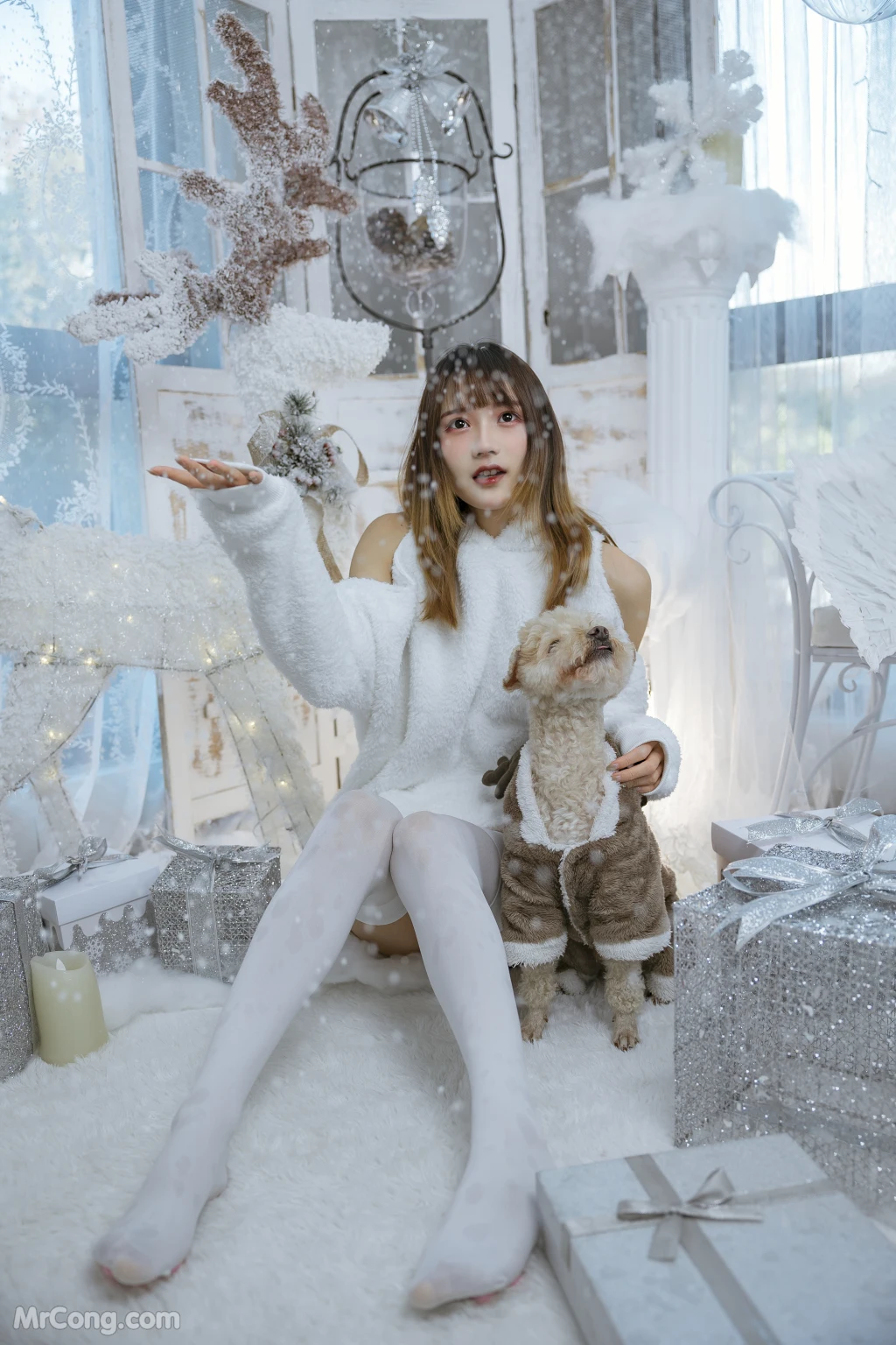 Coser@兔子Zzz不吃胡萝卜: 温馨少女与宠物们 (23 photos) – Page 2