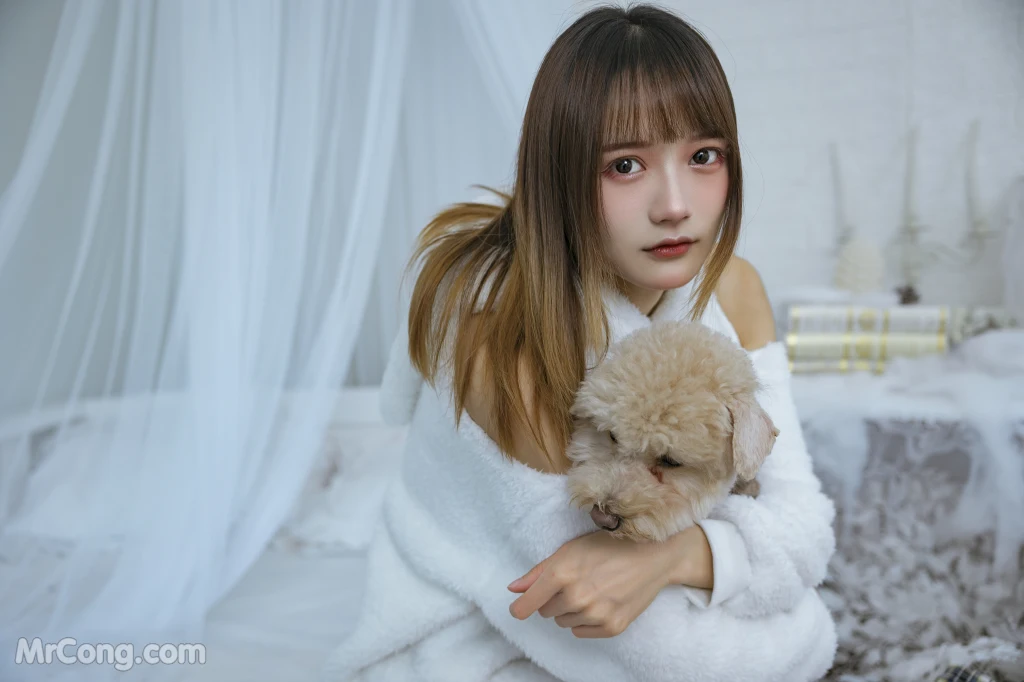 Coser@兔子Zzz不吃胡萝卜: 温馨少女与宠物们 (23 photos) – Page 2