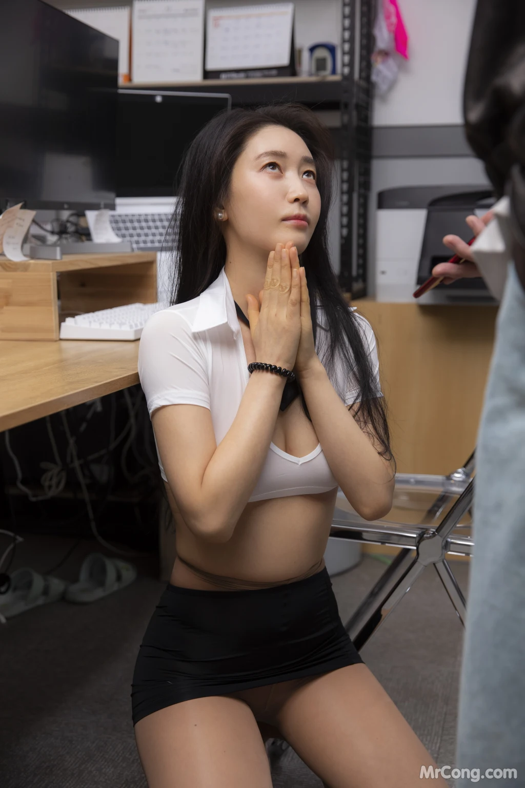 [BUNNY] LeeHa: A Lady in The Office S.4 Weakness (86 photos) – Page 3