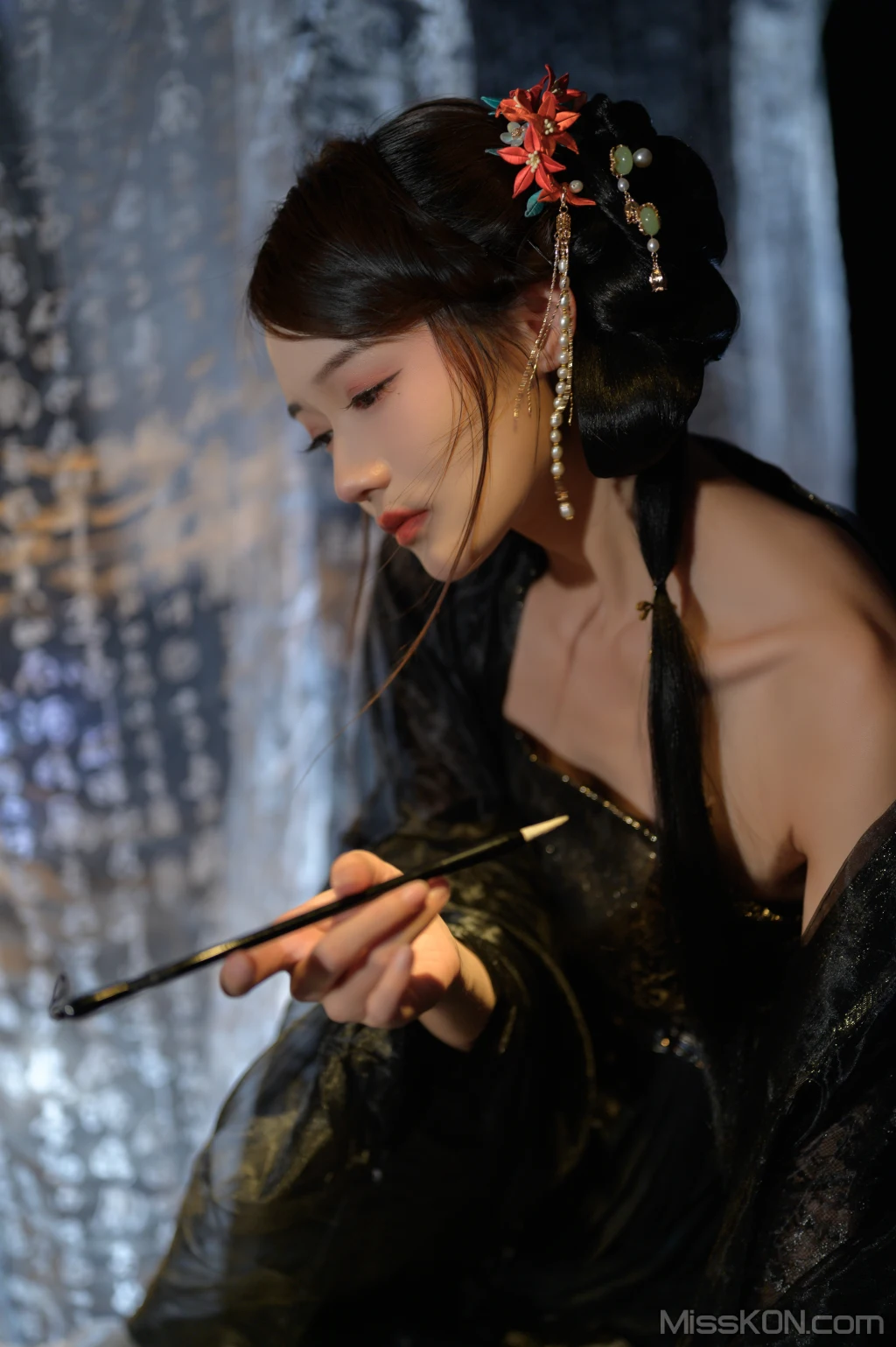 Coser@兔子Zzz不吃胡萝卜: 执笔之思 (35 photos)插图1